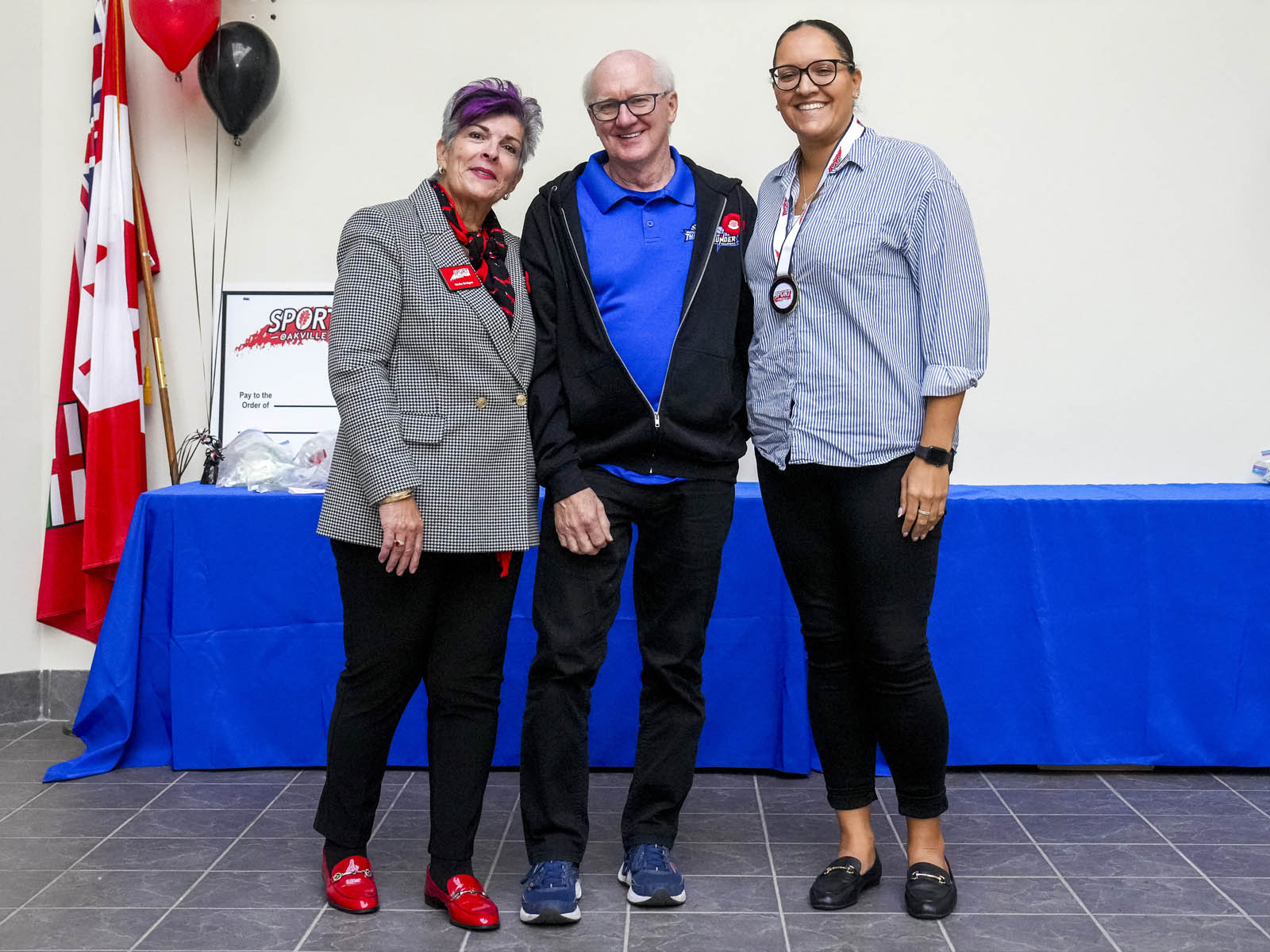 2024FallSportsOakvilleVolunteerAward_LIzRego_1600x1200 2024FallSportsOakvilleVolunteerAward_LIzRego_1600x1200